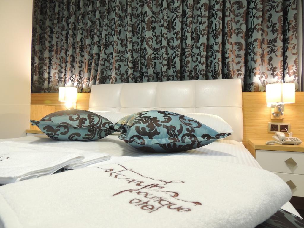 Akcayhan Hotel חדר תמונה