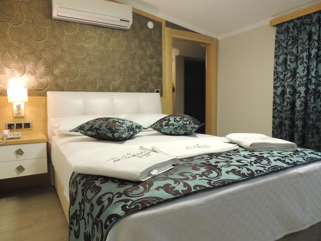 Akcayhan Hotel חדר תמונה